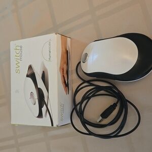 Switch Mouse from Humanscale: Ergonomic Ambidextrous Mouse